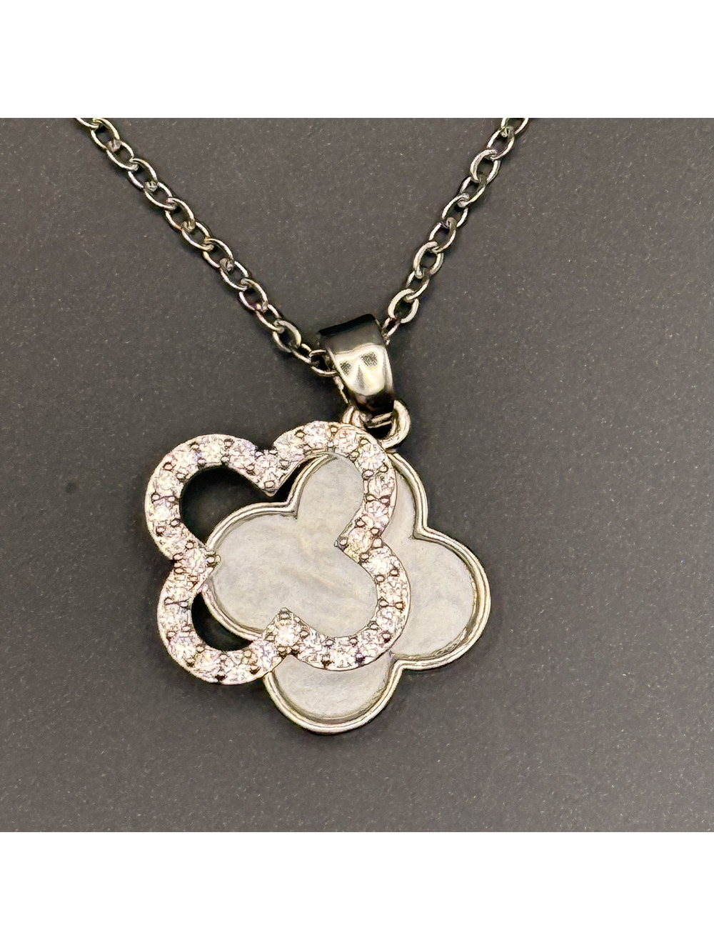 candy+clover silver clover crystal two piece silver plated pendant w/free chain